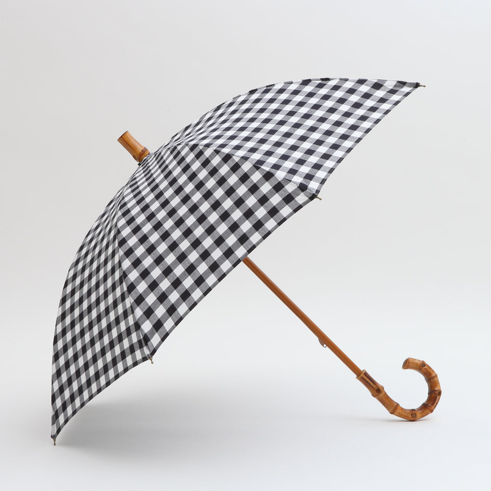 ブランドを代表するアイテム傘。撥水加工とUV加工を施して晴雨兼用としてお使い頂けます。  マテリアル：綿100％　原産国：日本